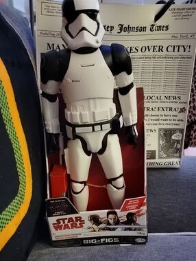NWT Disney by Jakks Pacific Star Wars Executioner Stormtrooper Figure